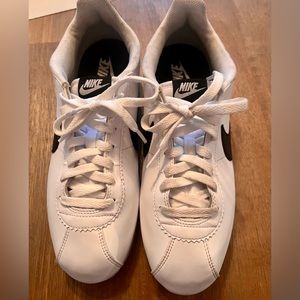 Lightly worn Nike Cortez 10 black and white